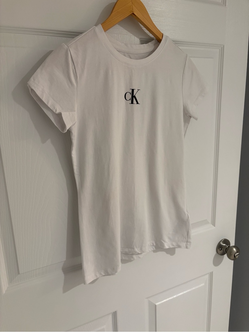 Calvin Klein Jeans CK Logo White Crew Neck T-Shirt - Picture 3 of 6